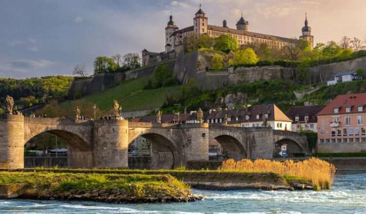 Marienberg Castle , Germany