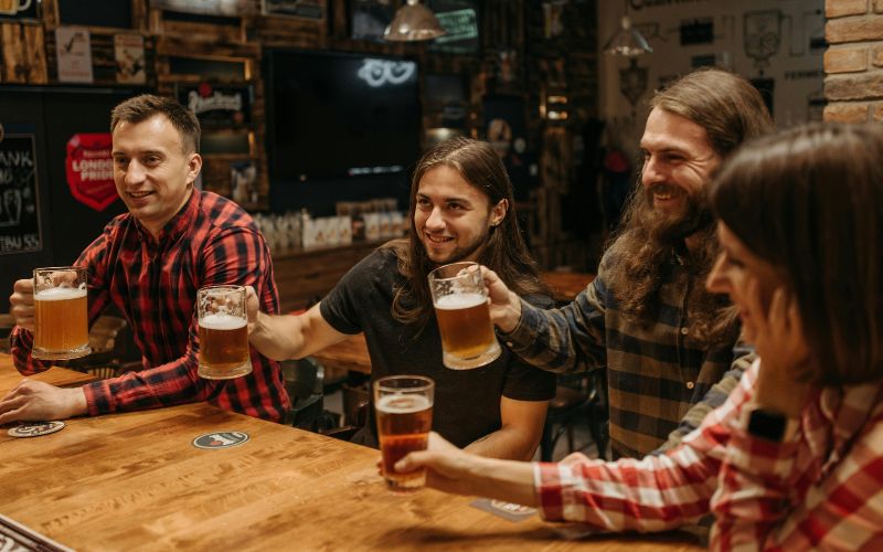 group drinking beer